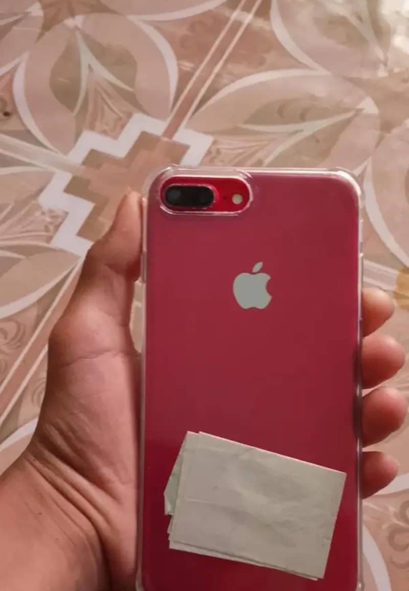 Apple iPhone 7 Plus 3