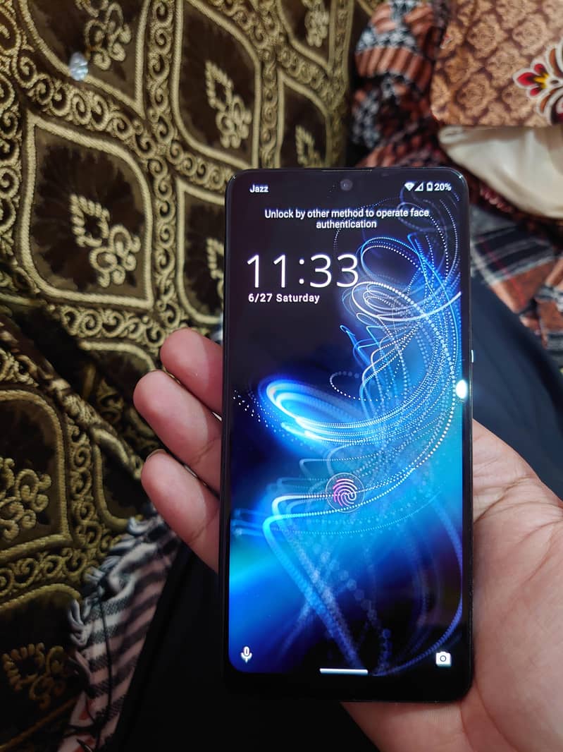 Sharp Aquos Zero 1