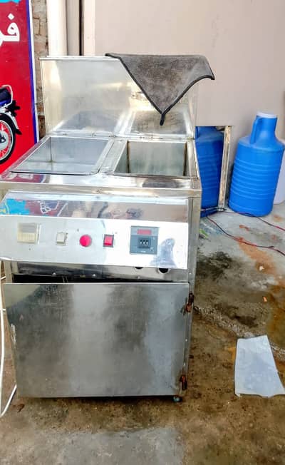 Gas Fryer 12 liters in very good condition