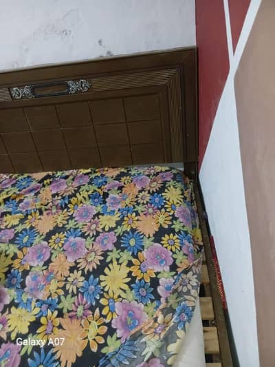 double bed with mattress urgent sale aga sa thora toota houa ha phola