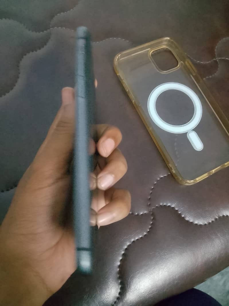 Apple iPhone 11 2