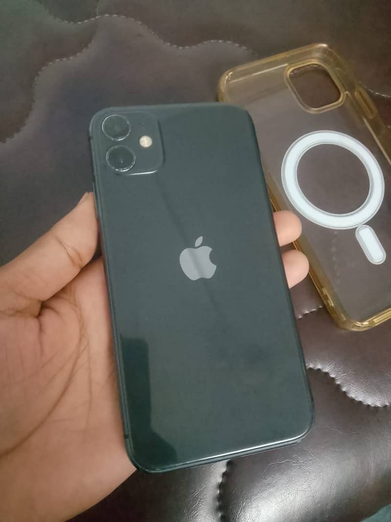 Apple iPhone 11 3