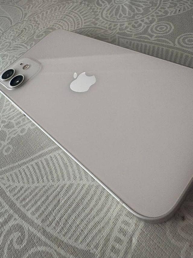 Apple iPhone 12 2