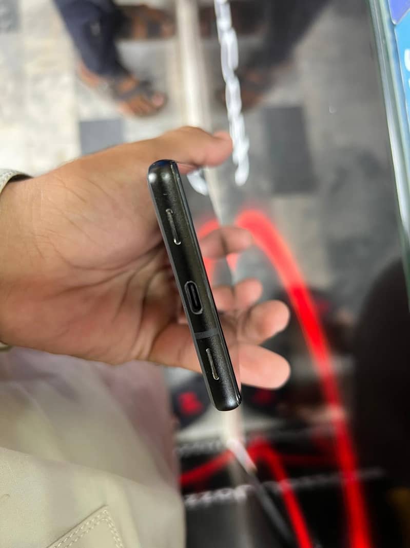 Google Pixel 6a 1