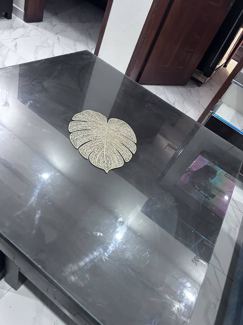 Centre table 0