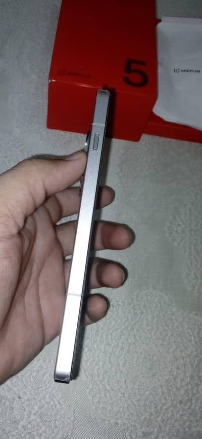OnePlus 13r 12/ 256 only exchange iphone