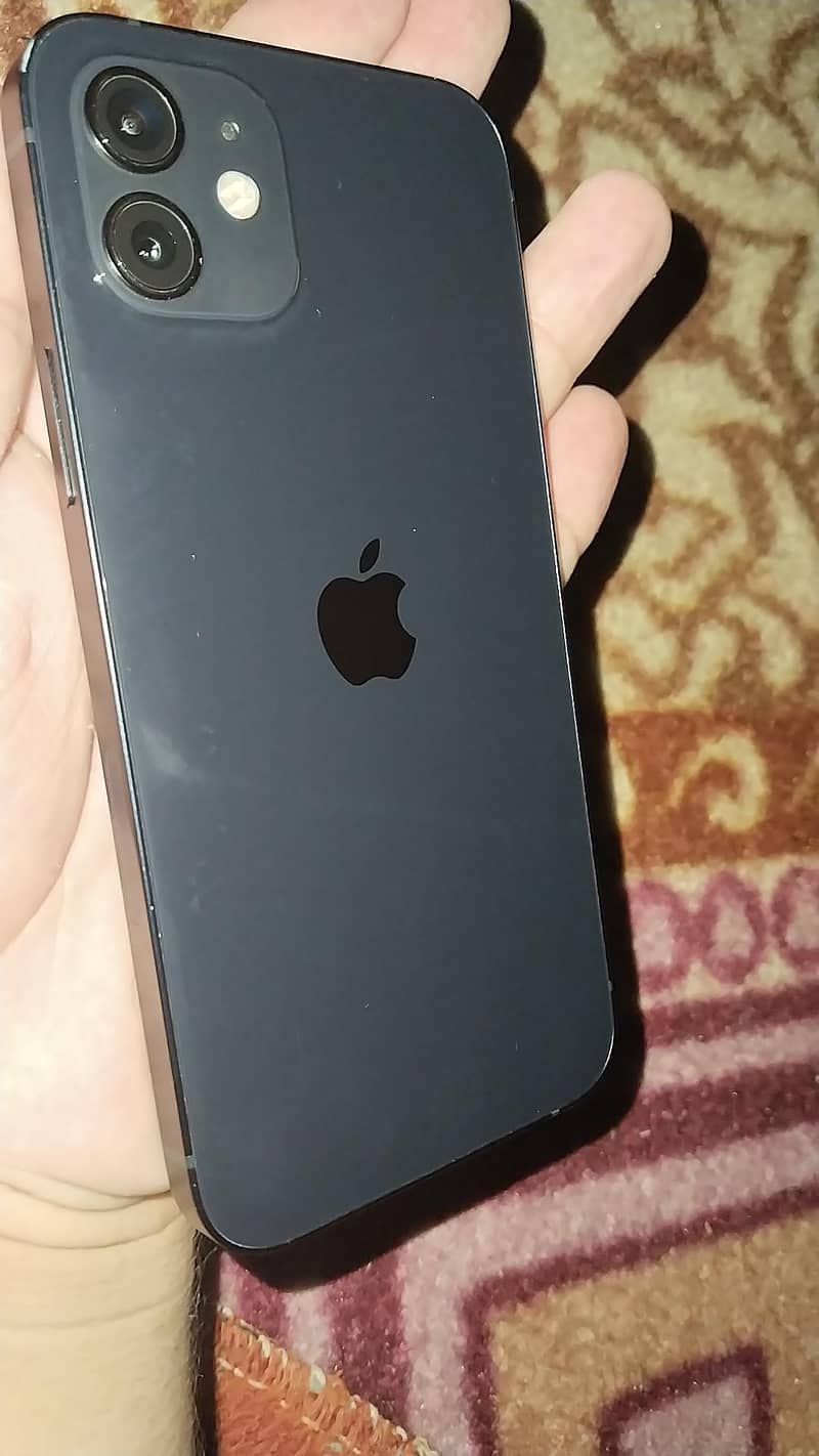 Apple iPhone 12 0