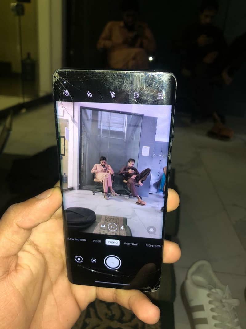 One Plus 8 Pro 0