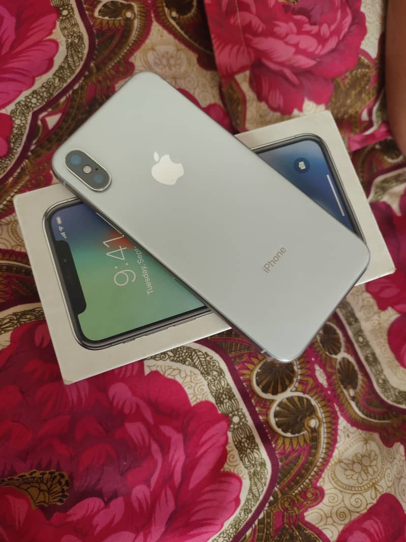 Apple iPhone X 0