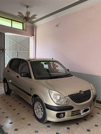 Toyota Duet 1999