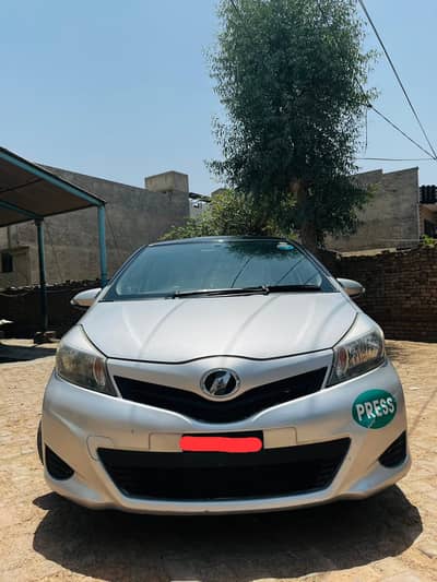 Toyota Vitz 2013 import 2017