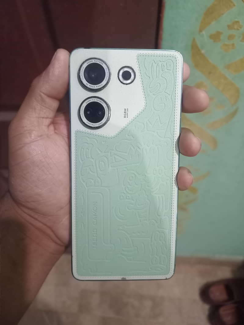 Tecno CAMON 20 0
