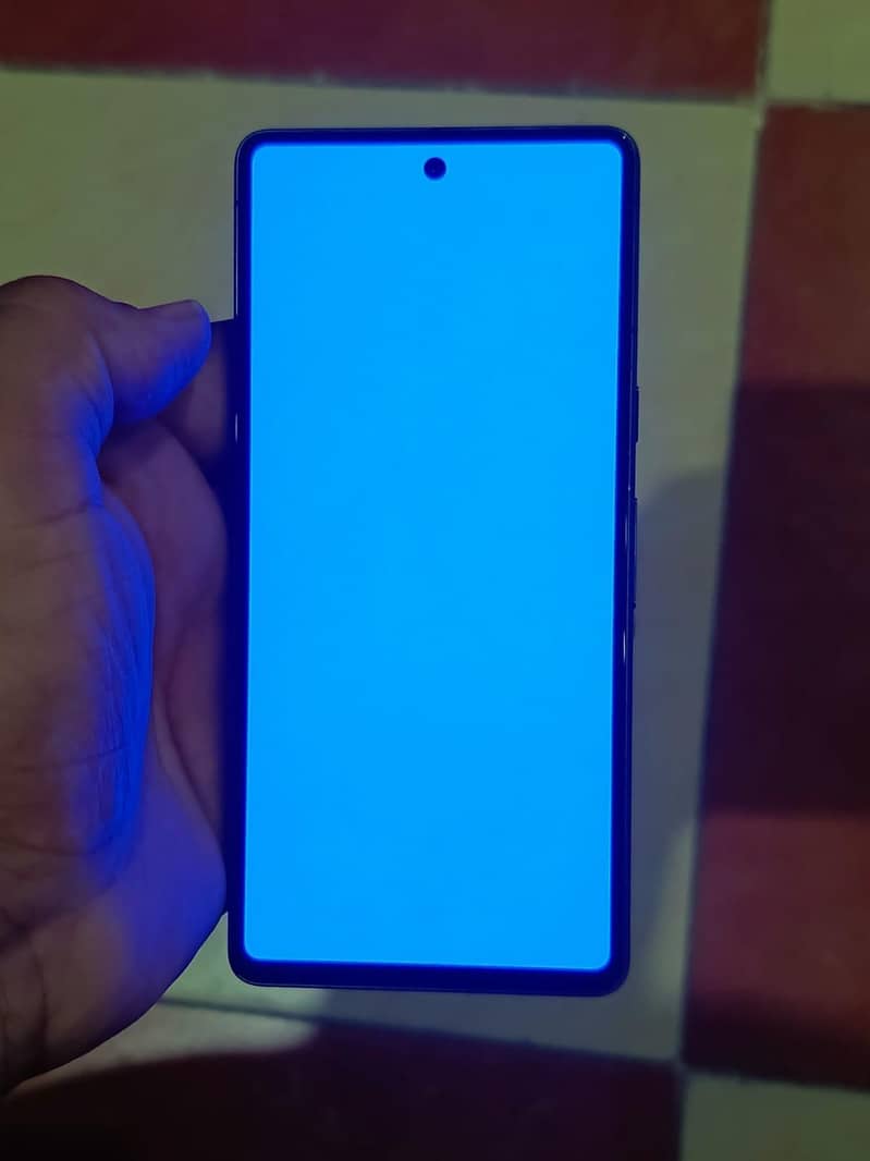 Google Pixel 7 12