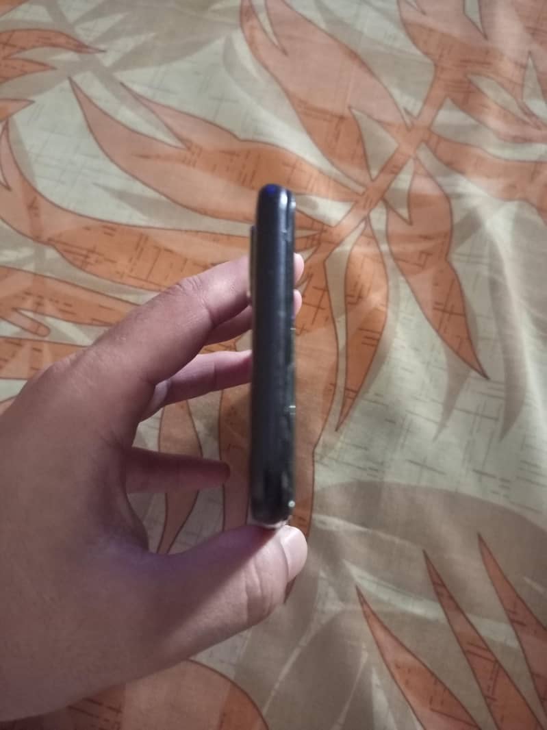 OPPO A1k 4