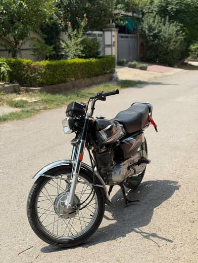 Honda CG 125 2025
