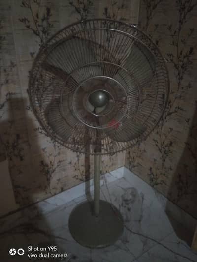 pedestal Fan