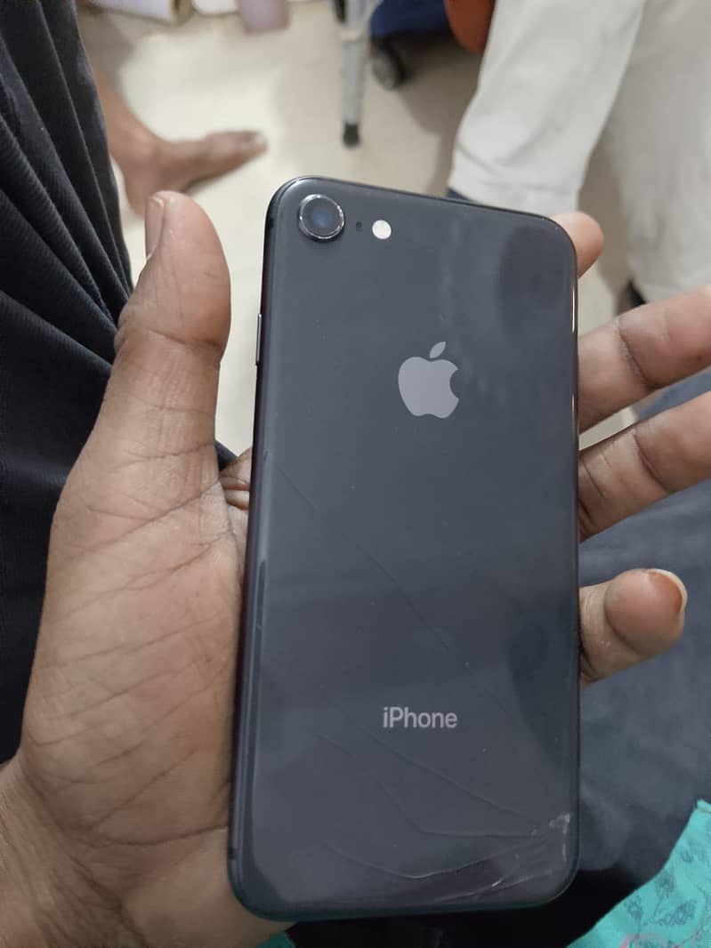 Apple iPhone 8 6