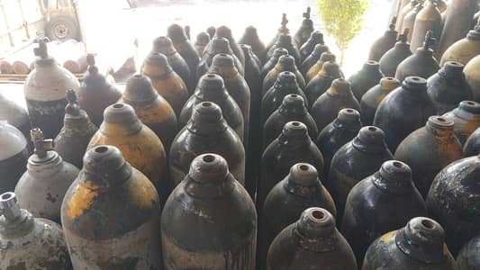 Medical Oxygen Cylinder for sale , mask and regulator - all sizes