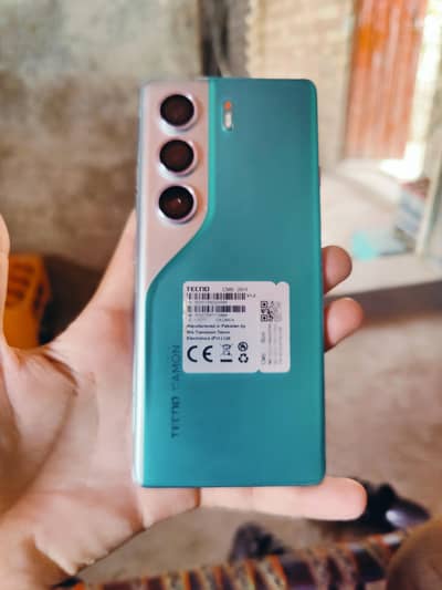 Tecno CAMON 40 Pro