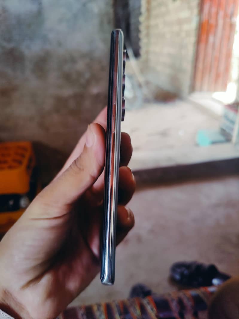 Tecno CAMON 40 Pro 2