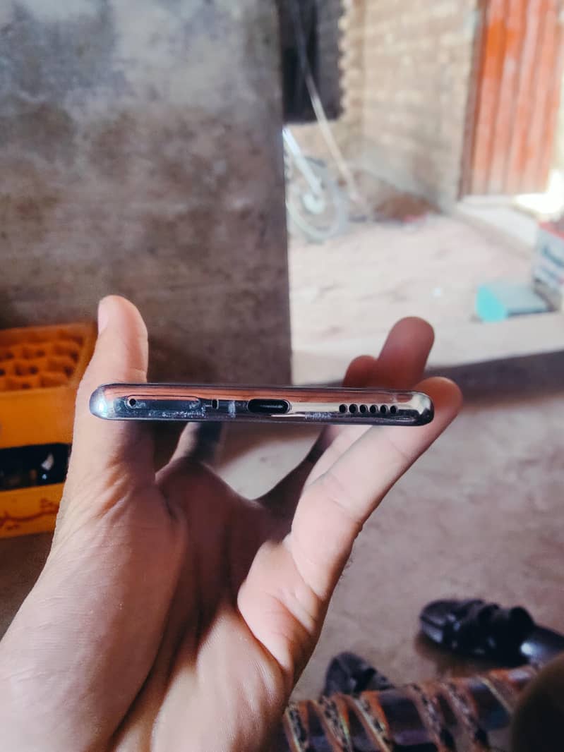 Tecno CAMON 40 Pro 7