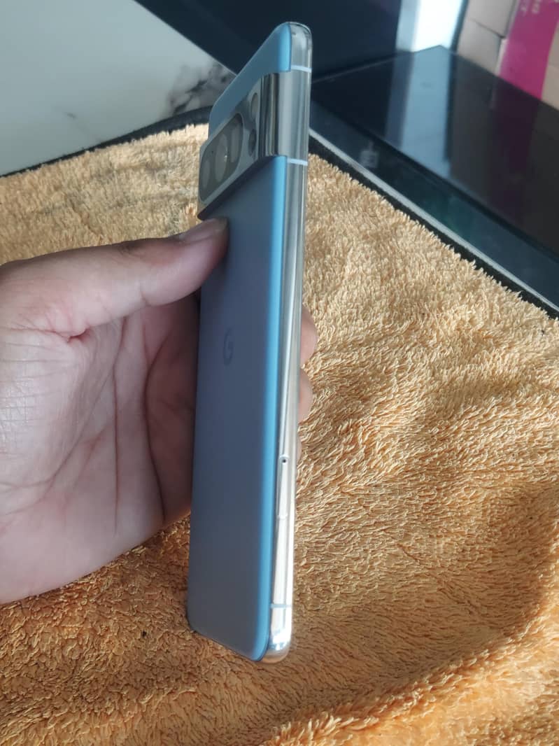 Google Pixel 8 Pro 1