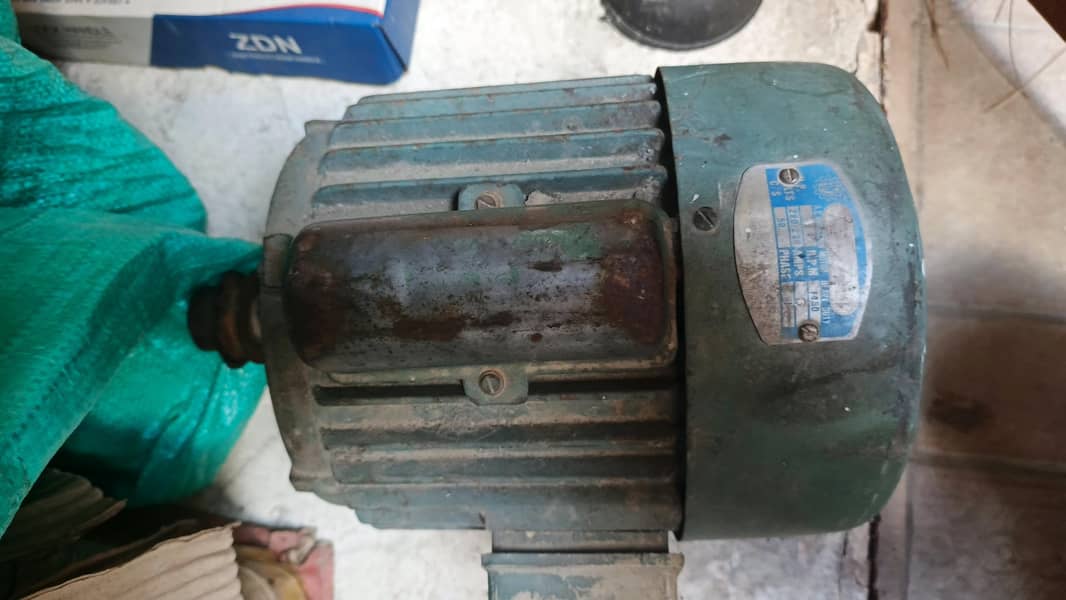 motor 3
