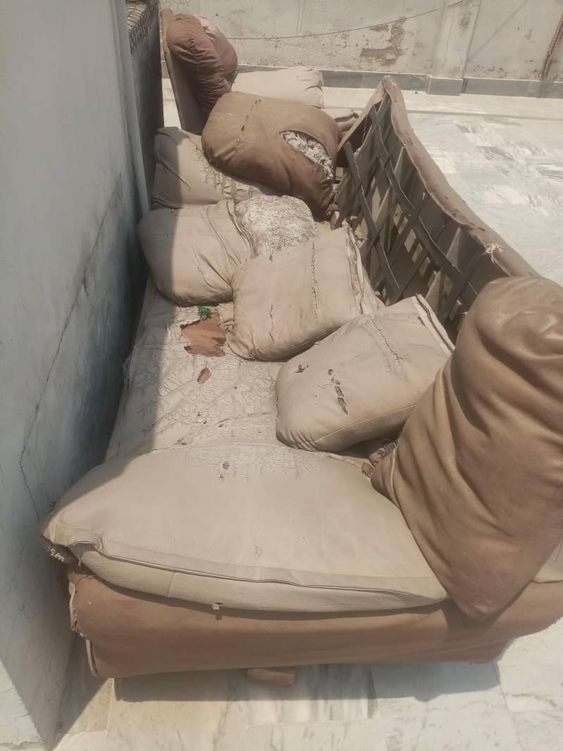 leather sofa 1