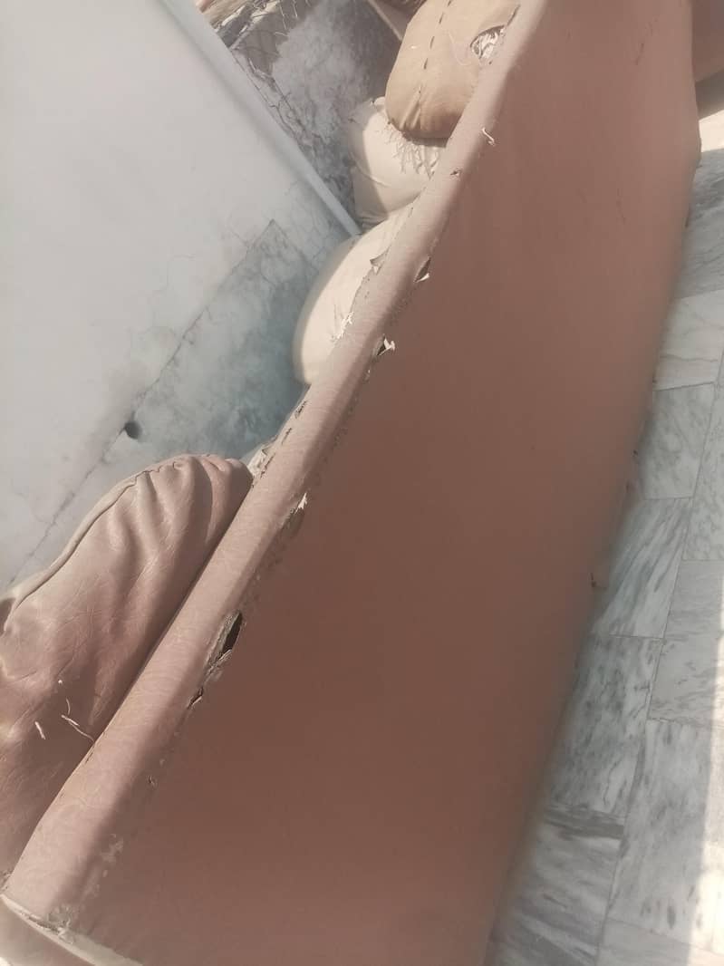 leather sofa 2