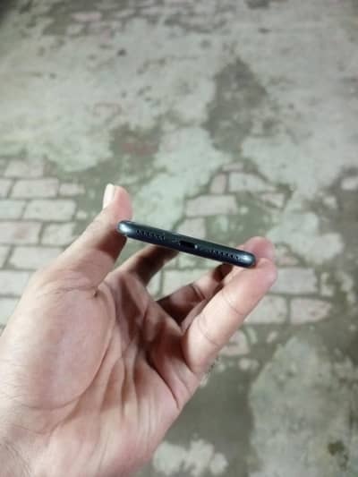 Apple iPhone 8