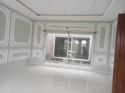 1 kanal full house available for rent in doctor town