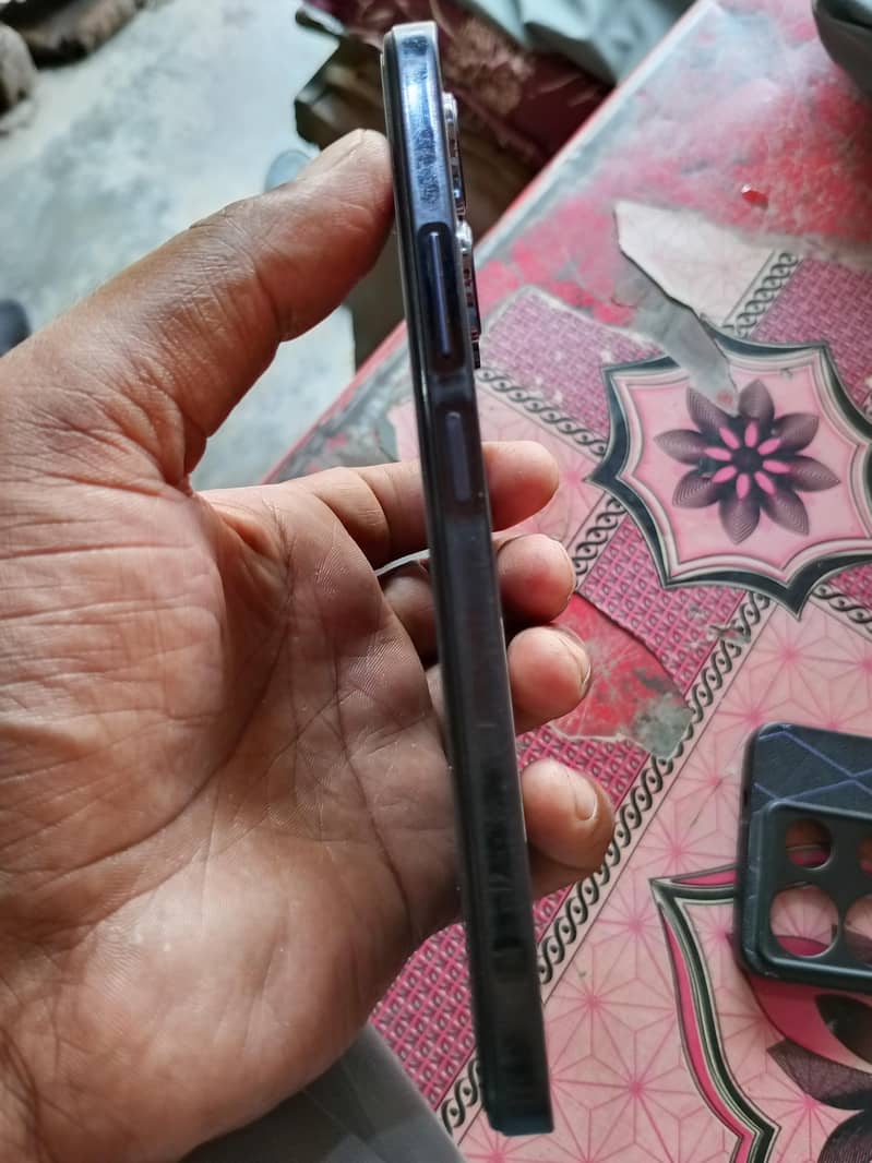 Infinix Note 30 1