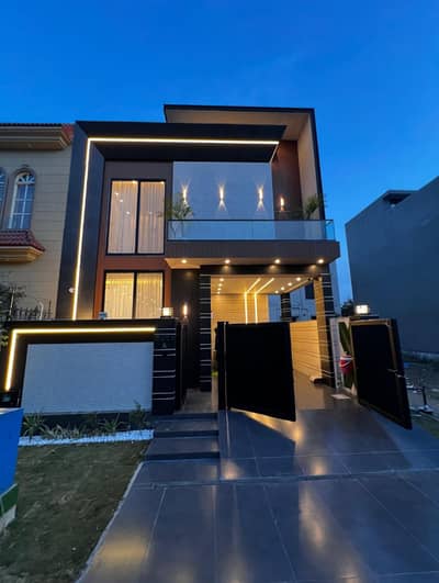 5 MARLA MODERN DESIGN HOUSE FOR RENT IN DHA PHASE 9