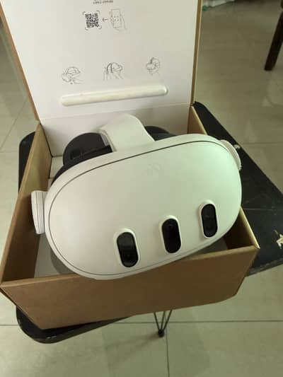 Meta Quest 3 512GB VR Headset Excellent Condition