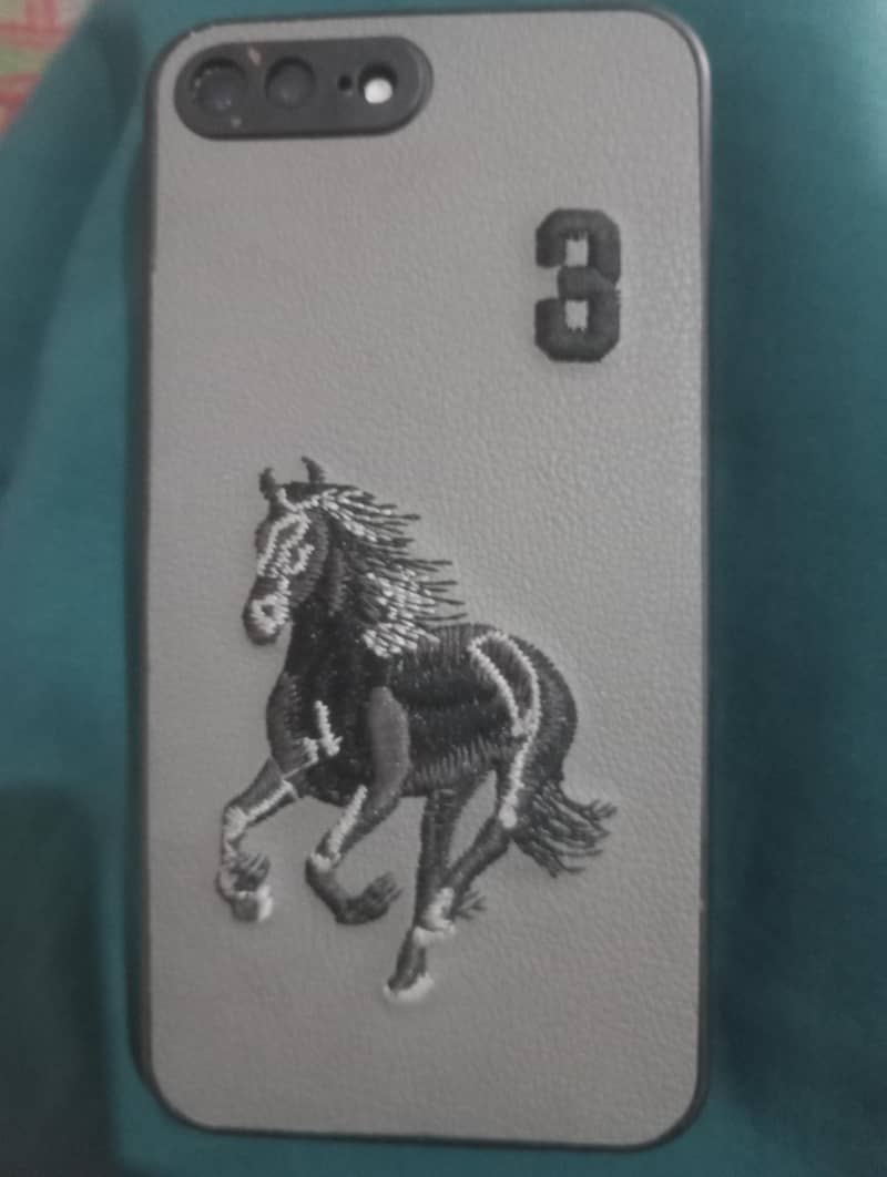 Apple iPhone 7 Plus 2