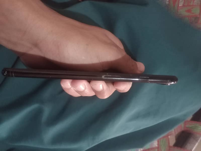 Apple iPhone 7 Plus 6