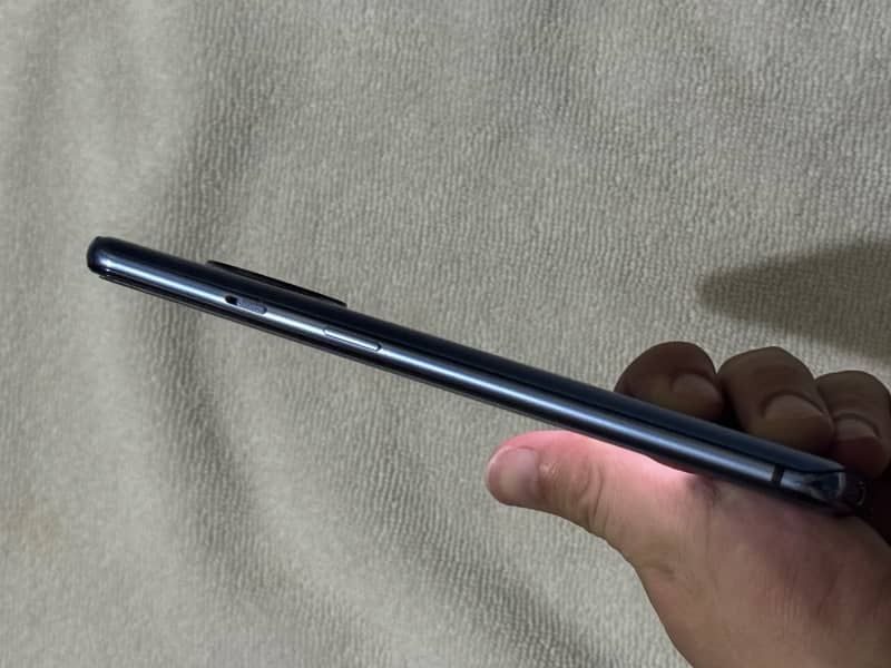 One Plus 7T 5