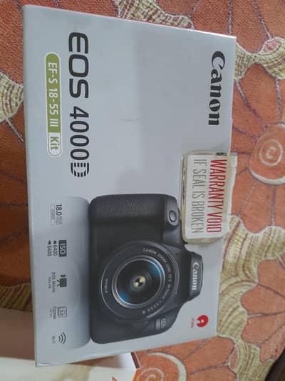 Canon EoS4000D DSLR camera