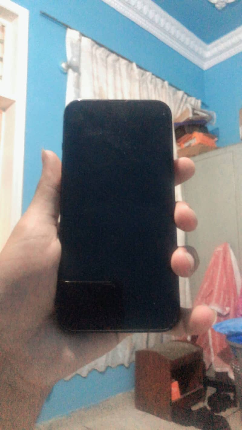 Apple iPhone 13 2