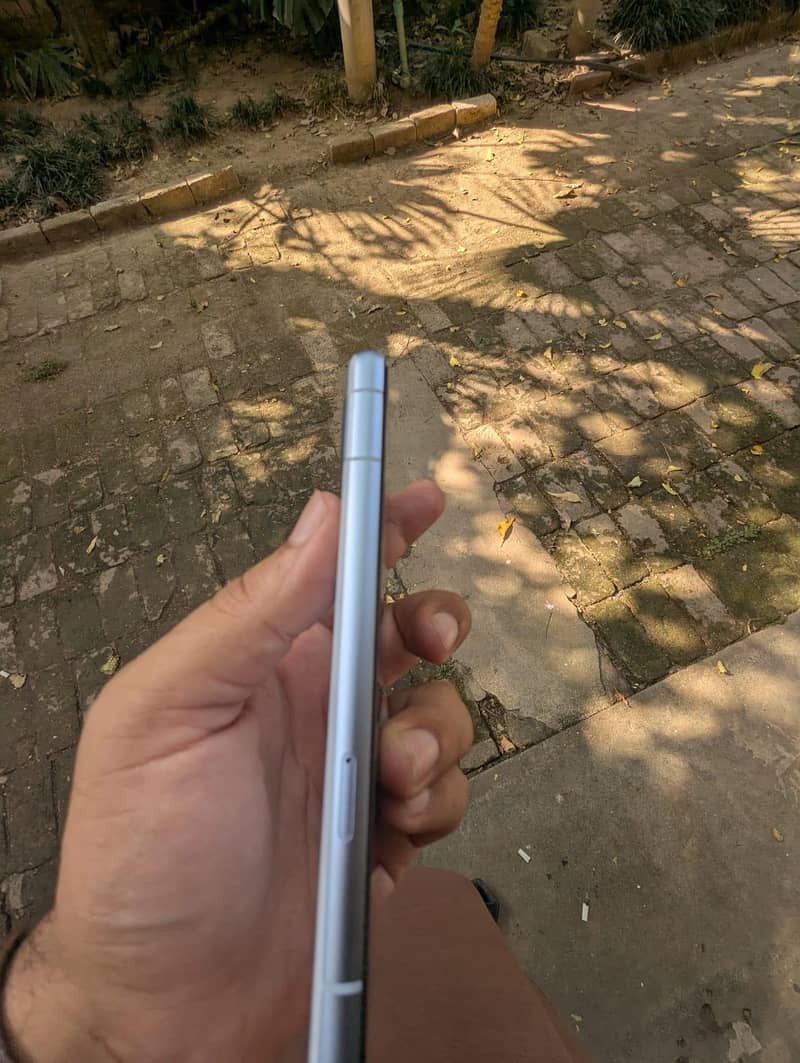 Google Pixel 7a 3