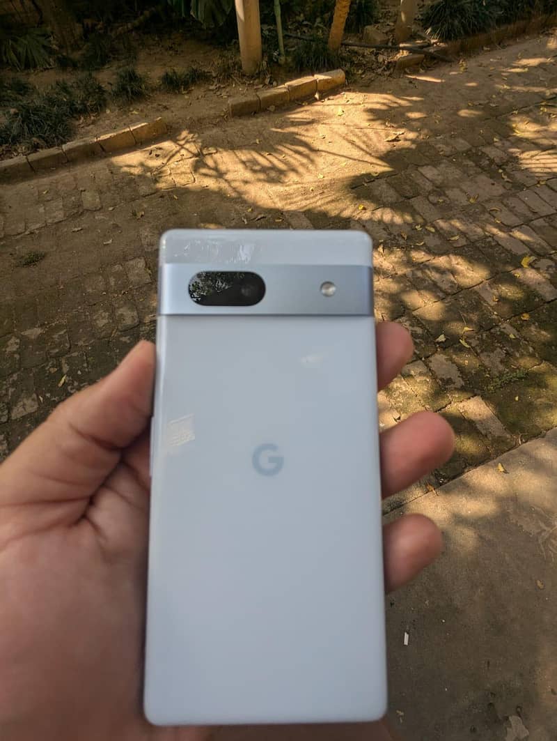 Google Pixel 7a 5
