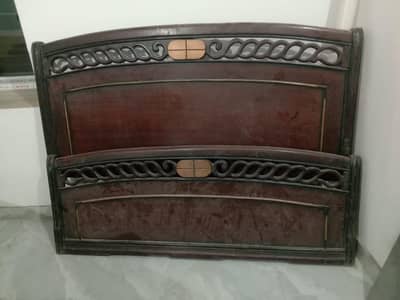 bed center table or side table for sale