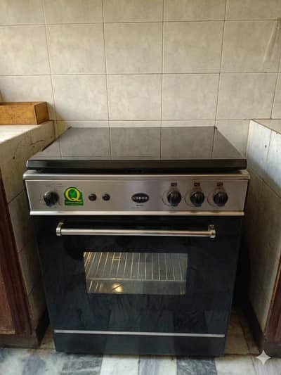 canon CA 73, 3 Burner cooking range in good condition
