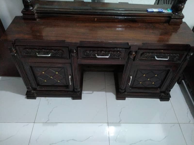 Dressing table plus Cupboard 3