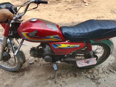 Honda 70 h bilkul ok h Kise qisam ka koi msla ni phli kick main strat