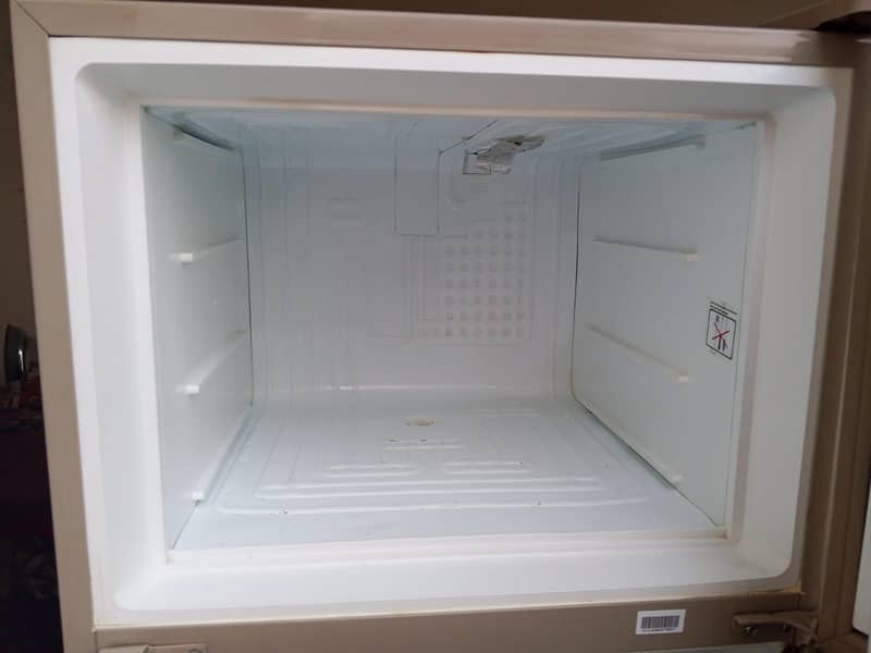 Fridge 4