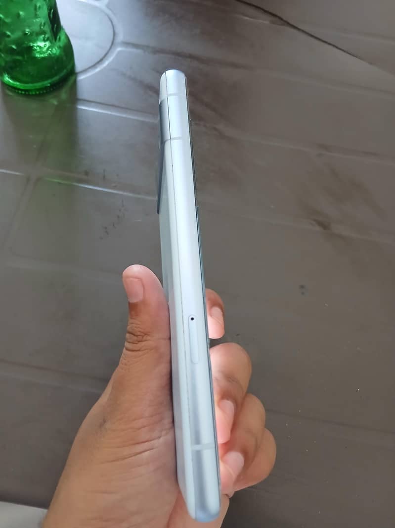 Google Pixel 7 5