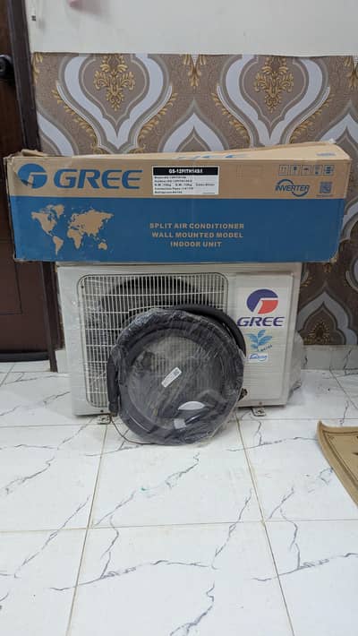 Gree 1 Ton DC Inverter Fully working Gas Locked