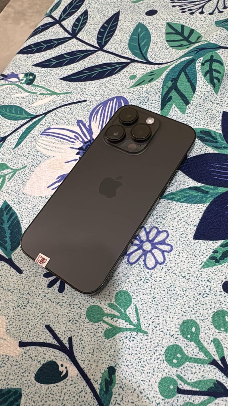 Apple IPhone 14Pro 1