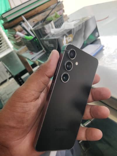 Samsung Mobile S24